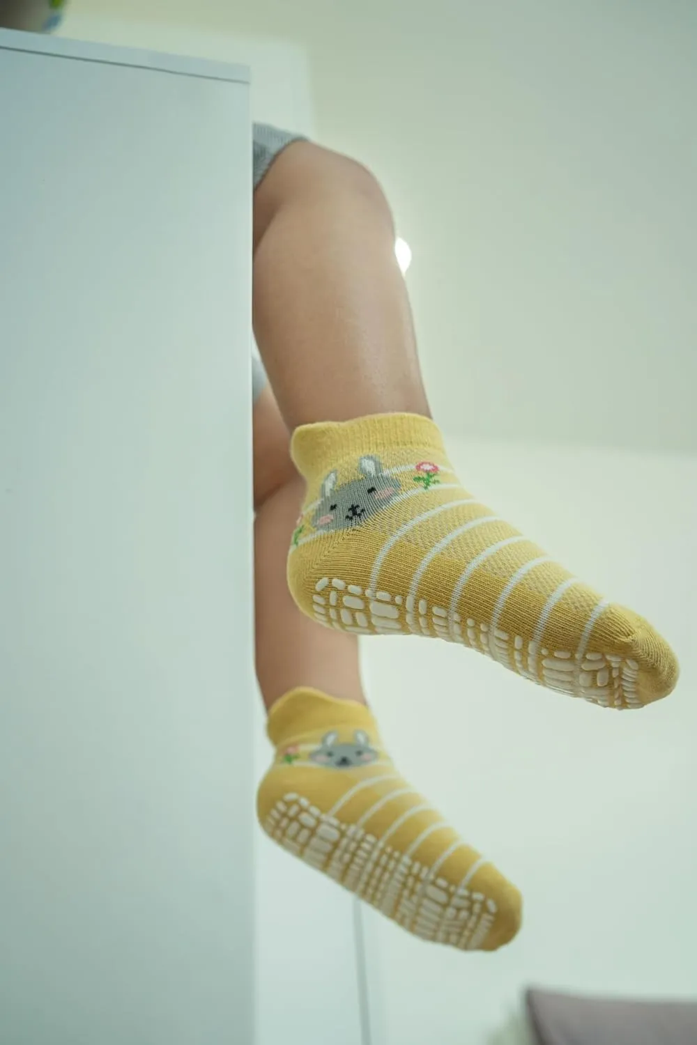RATIVE Anti Slip Ankle Socks with Grips for Baby Toddler Kids Boys Girls